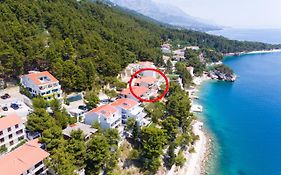 Apartments By The Sea Brela, Makarska - 2718