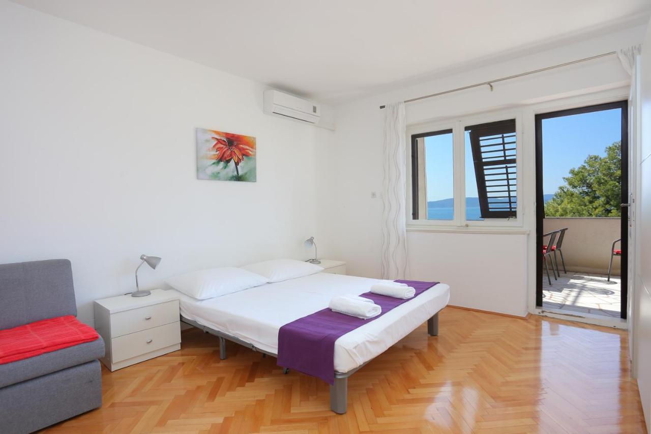 Apartments By The Sea Brela, Makarska - 2718 Exterior foto