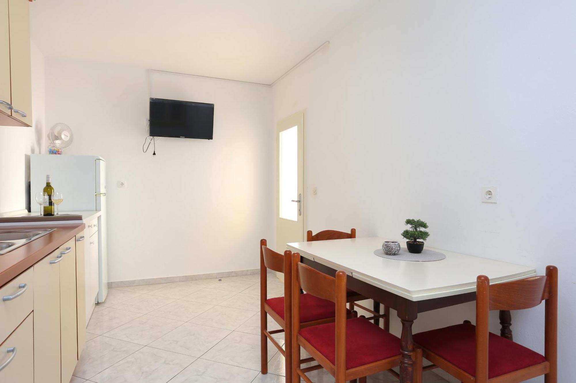 Apartments By The Sea Brela, Makarska - 2718 Zimmer foto
